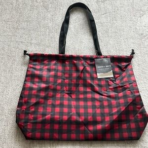 Macy’s tote bag